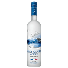 Водка Grey Goose 0.7л